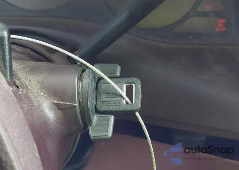 1998 Chevrolet Lumina z USA, uszkodzony, nr VIN 2G1WL52M0W9222673